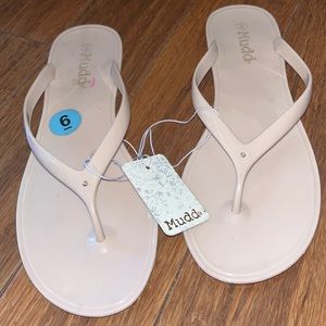 Mudd Beige sandals Sz 9 NWT